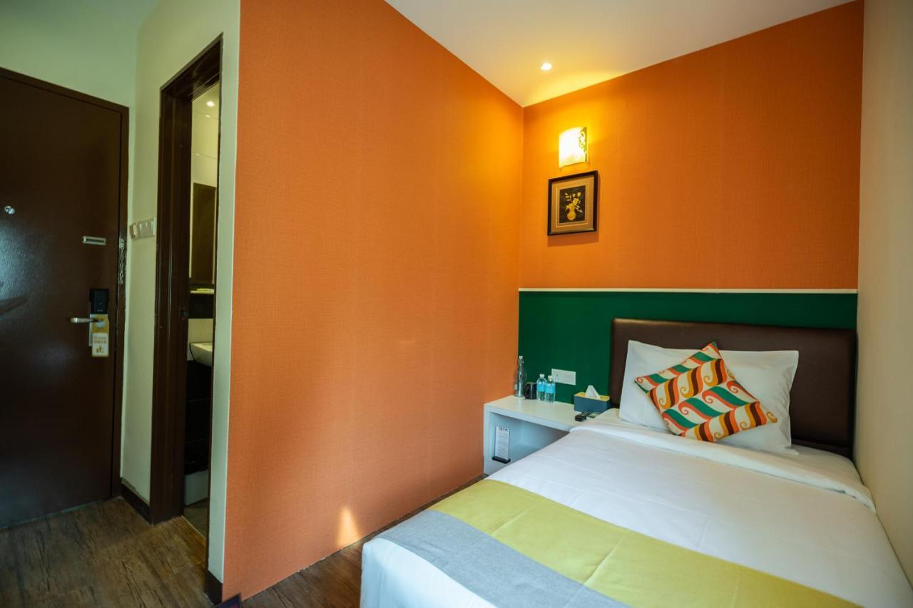 Link Hotel George Town Exterior foto