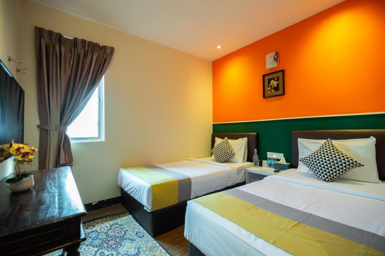 Link Hotel George Town Exterior foto